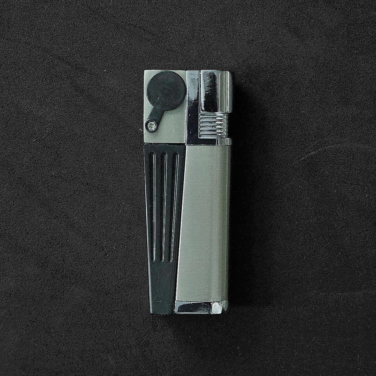 New 2 In 1 Set Metal Lighter With Pipe Foldable - Portable Lighter Open Flame (Gray )